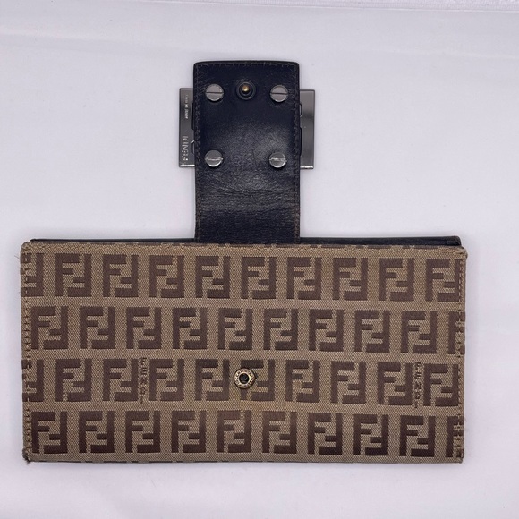 Fendi Zucchino Canvas Logo Buckle Flap Wallet - Picture 5 of 16